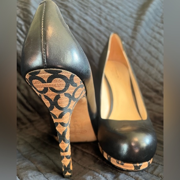 Black Coach Women’s US 8.5 with Coach design on heels - Picture 2 of 3